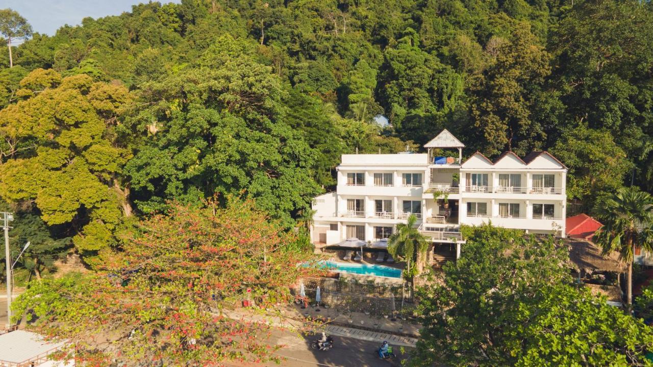 Saravoan-Kep Hotel Exterior photo