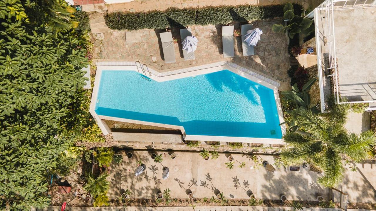 Saravoan-Kep Hotel Exterior photo