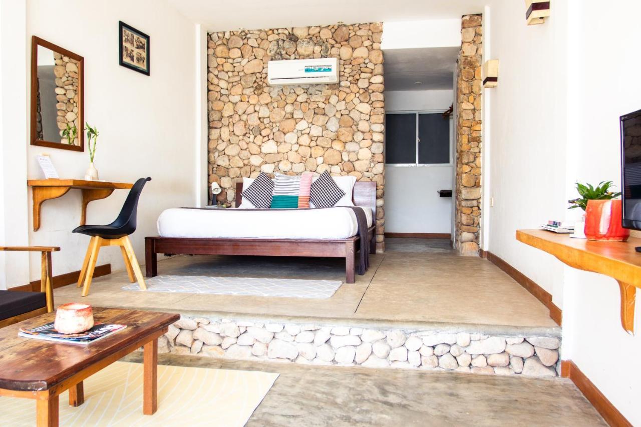 Saravoan-Kep Hotel Exterior photo