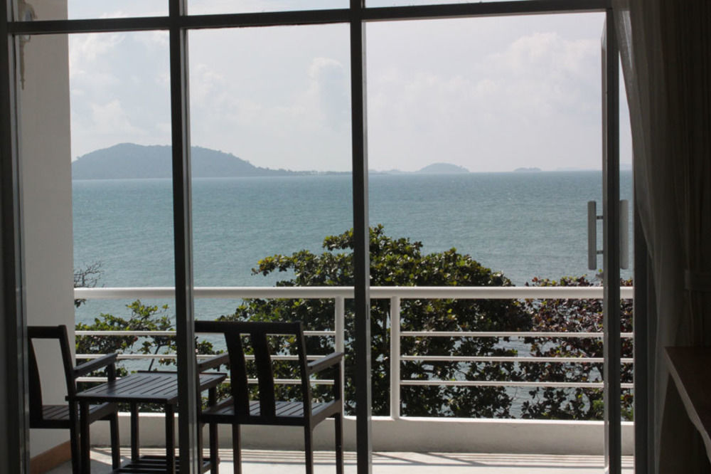 Saravoan-Kep Hotel Exterior photo